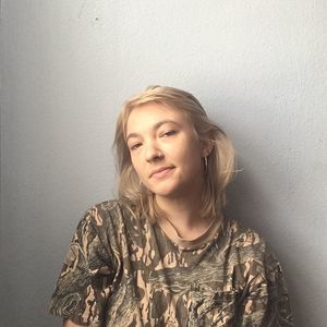Meet your Posher, Estelle